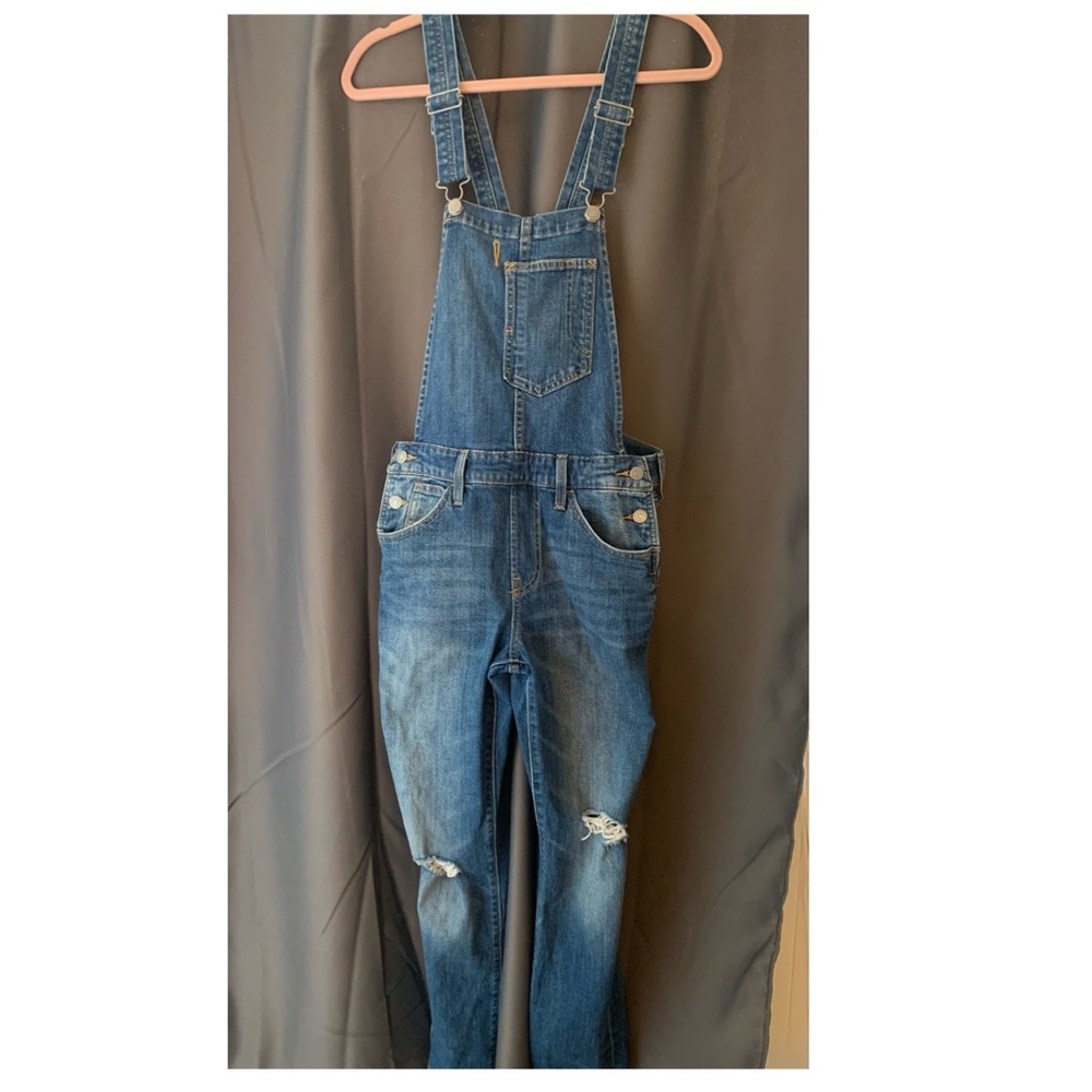 Levi Strauss Distressed Skinny Overalls